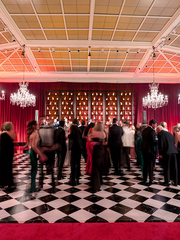 DVLOP – Jose Villa | Studio